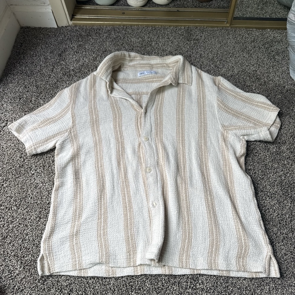 Zara Tan Casual Button Down Shirt Relaxed Fit